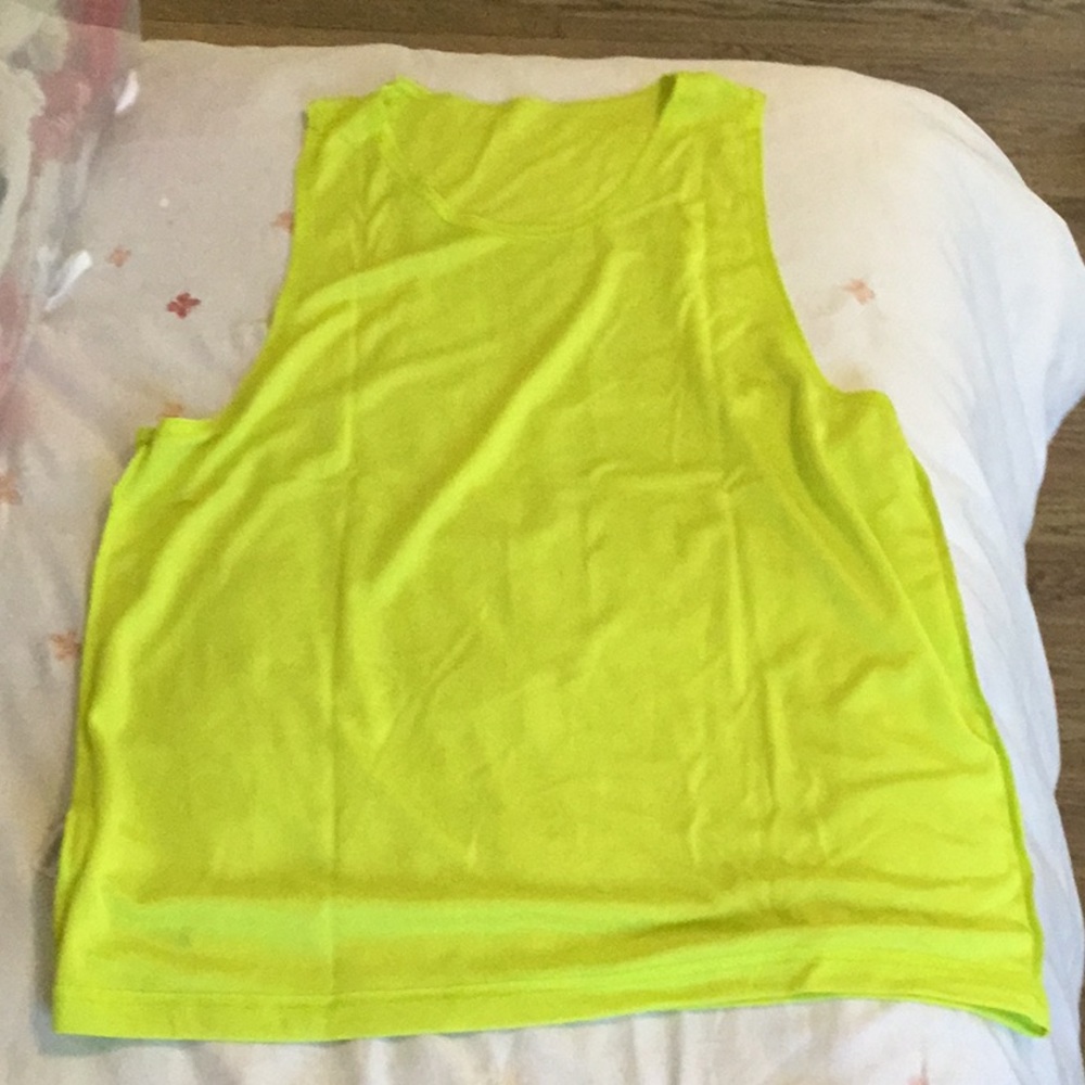 Men's large yellow tank top